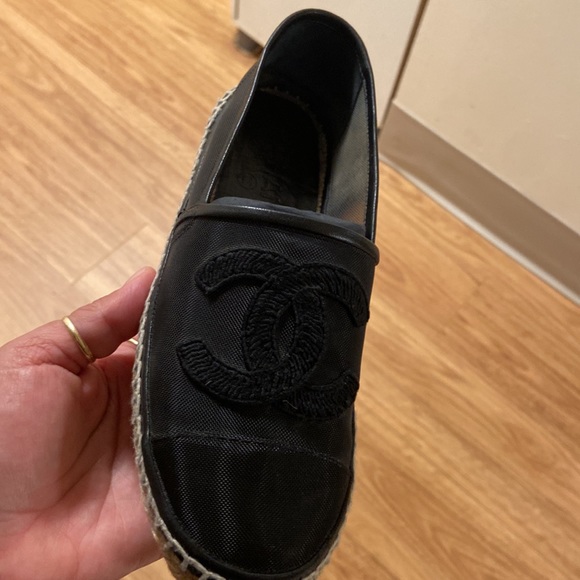 Authentic, Chanel shoes - Picture 3 of 13